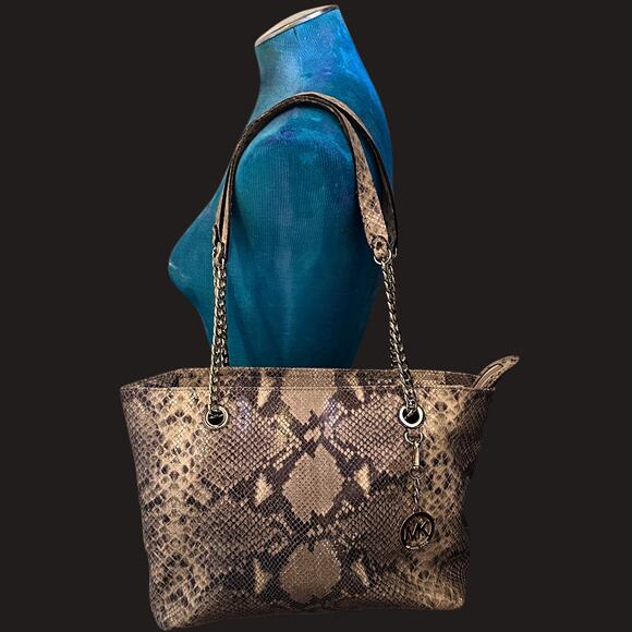 Michael Kors Python Snakeskin Jet Set Tote /Goldtone Chain Straps & Hardware - Picture 3 of 13